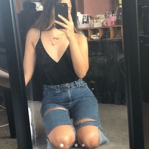 DISTRESSED TOPSHOP MOM JEANS